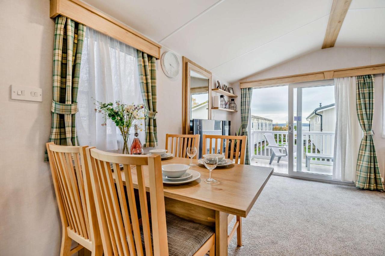 Sea La Vie Lodge, Rockley Park Holiday Park, Poole, Dorset Bagian luar foto